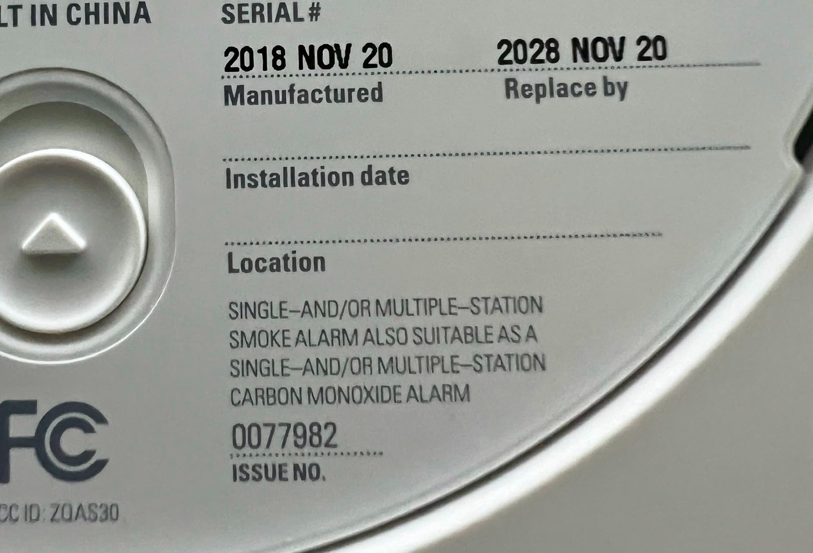 Nest Protect - Smoke Alarm - Smoke Detector and Carbon Monoxide Detector - Battery Operated, White - S3000BWES customer photo 1