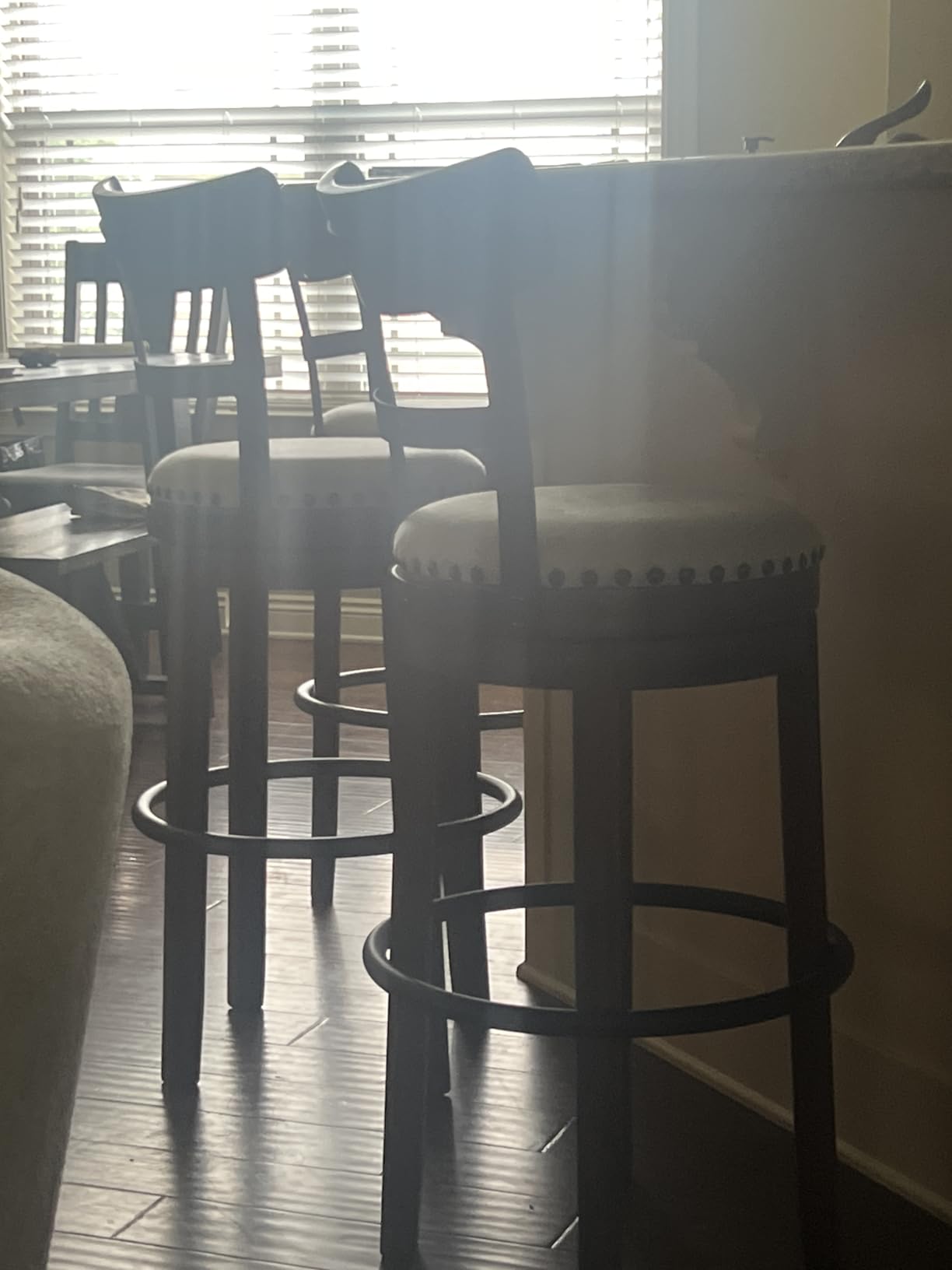 Signature Design by Ashley Valebeck Swivel Barstool With Back, Rustic-Industrial Wood and Metal, 360-Degree Swivel Counter Height Stool (Linen Color) customer photo 1