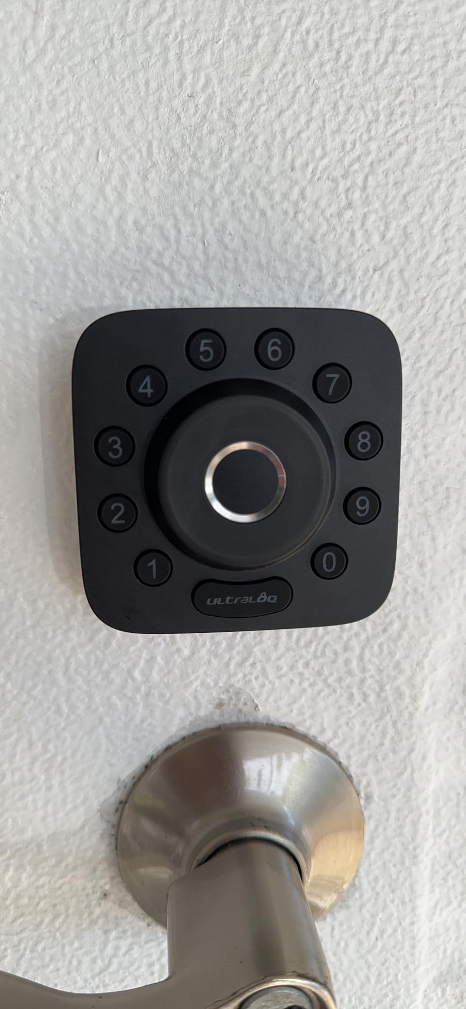 Ultraloq U-Bolt Pro WiFi Smart Lock with Door Sensor, Built in Wi-Fi Smart Deadbolt Lock for Front Door with Fingerprint ID, App Remote Control, Share Access, Auto Unlock, Auto Locking, Backlit Keypad customer photo 2