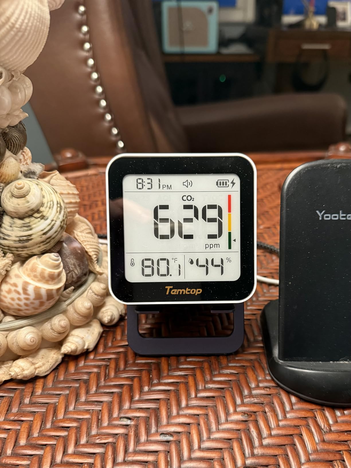 Temtop M10+ Indoor Air Quality Monitor & CO2 Meter for Home, 6-in-1 PM2.5 & VOC Detector, E-Ink Display, Battery Powered 60-Day Quiet Bedroom Air Pollution Monitor, App Temperature & Humidity Sensor customer photo 1