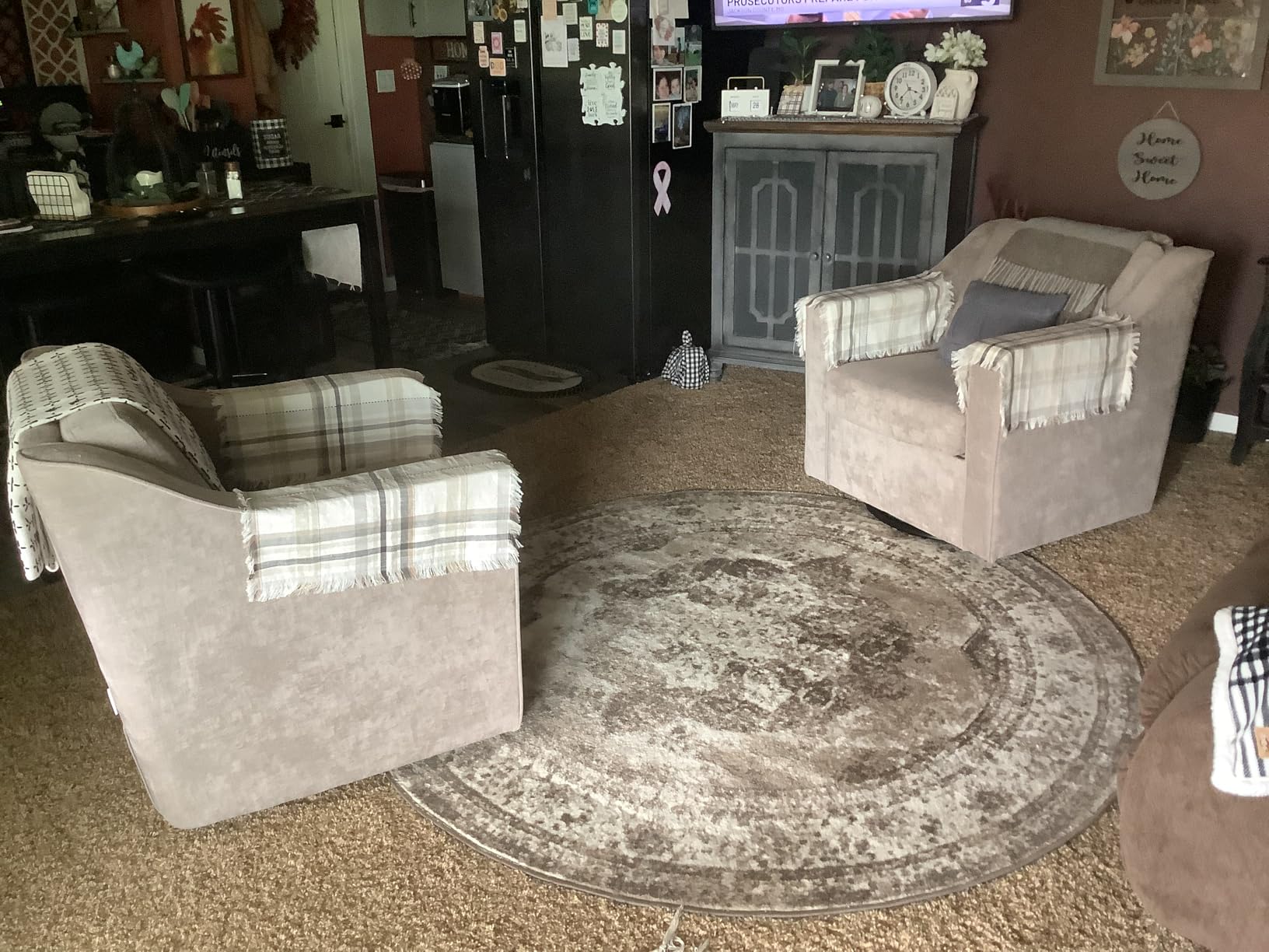 Swivel Accent Chairs Set of 2, 360 Degree Swivel Upholstered Club Armchairs for Living Room, Comfy Single Sofa Reading Chair with Deep Seat, Metal Swivel Base, Chenille Fabric, Beige customer photo 1